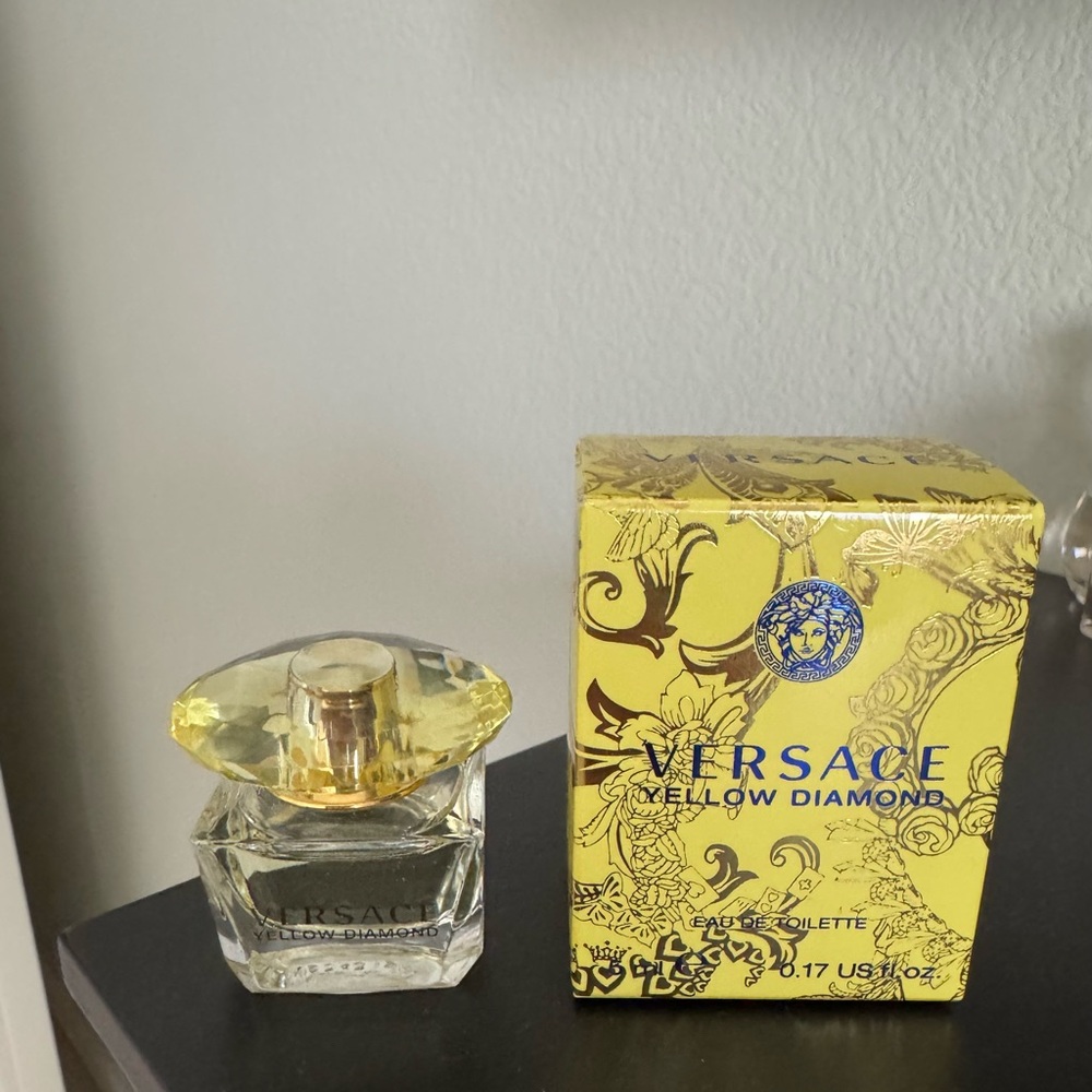 Yellow diamond travel size